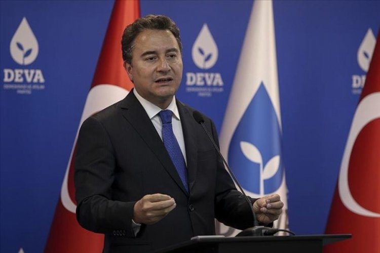 Babacan'dan &Ouml;ğretmenler G&uuml;n&uuml; mesajı
