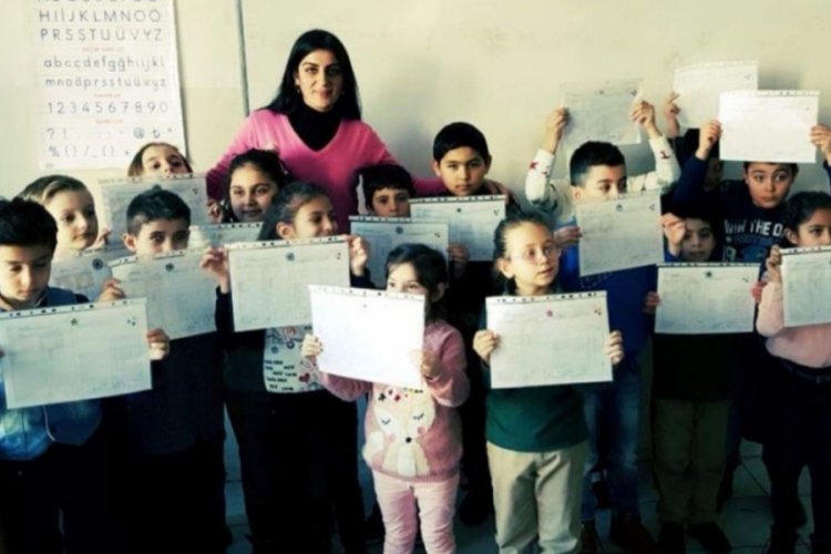 Arzu &ouml;ğretmenin okulunda buruk &Ouml;ğretmenler g&uuml;n&uuml;