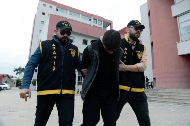 Adana'da 3 &ccedil;ocuğu gaspedip, 1 kişi bı&ccedil;aklayan şahıs tutuklandı