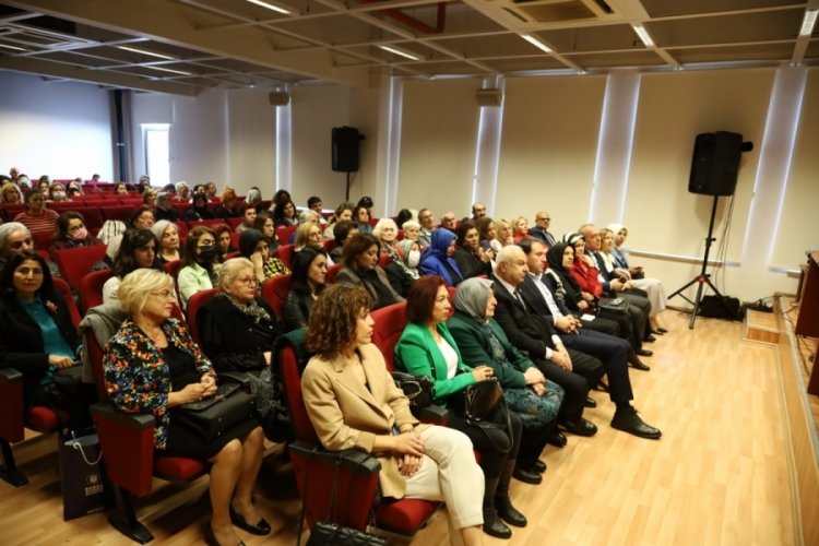 Bursa Kent Konseyi'nde kadına şiddetin medyaya yansımaları ele alındı