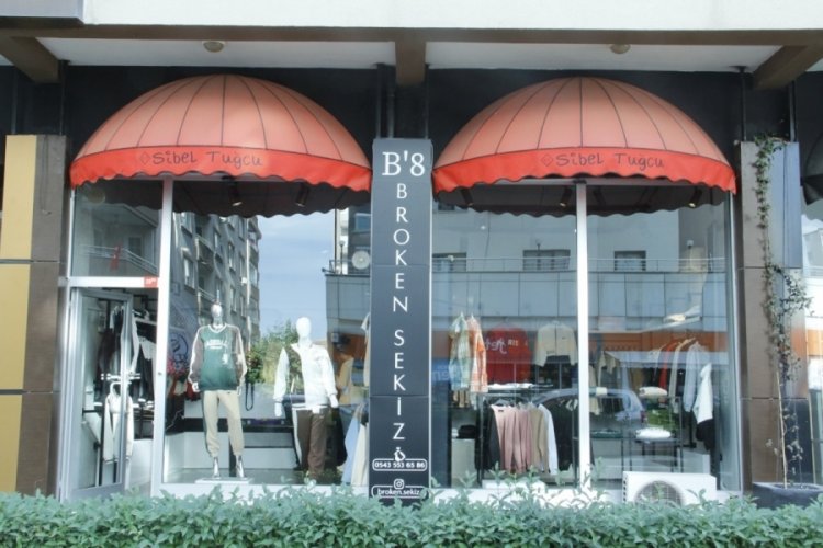 Ayak&ccedil;ılıktan tasarımcılığa giden yolda Bursalı terzi &Uuml;mit'in hayali kendi markasını kurmak