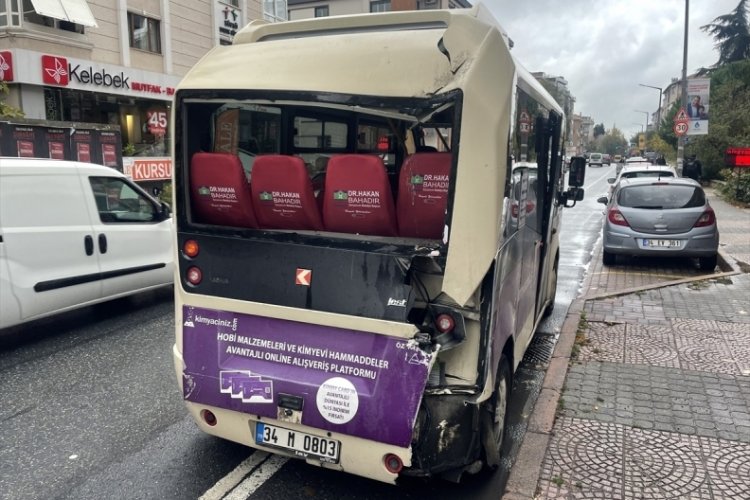 İstanbul'da İETT otob&uuml;s&uuml; minib&uuml;se &ccedil;arptı