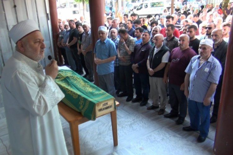 Rize'de tartıştığı eşini darbederek &ouml;ld&uuml;ren sanığa ilk duruşmada ağırlaştırılmış m&uuml;ebbet