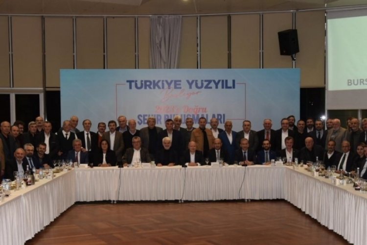 Bursa'da AK Parti'ye g&ouml;n&uuml;l verenler bir araya geldi