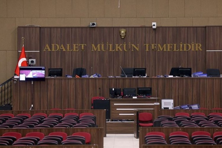 İzmir'de otizmli &ccedil;ocuklara işkence yaptığı iddia edilen &ouml;ğretmen su&ccedil;lamayı kabul etmedi