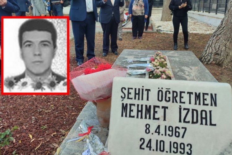 PKK'nın şehit ettiği &ouml;ğretmen Mehmet İzdal unutulmadı