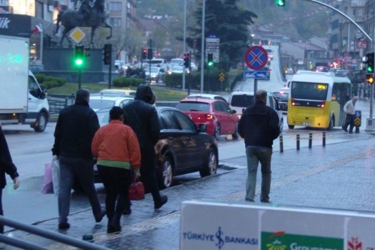 Meteoroloji uyardı! Kar geliyor... Bursa'da bug&uuml;n kar yağışı var mı?