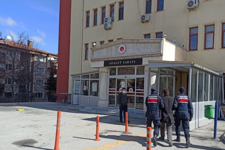 Afyonkarahisar'da &ccedil;eşitli su&ccedil;lardan aranan şahıs yakalandı