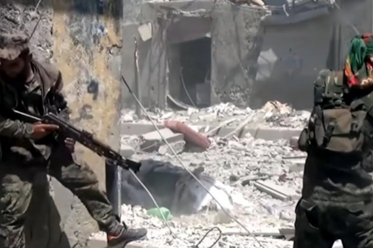 Almanya'dan son 9 yılda 300 kişi ter&ouml;r &ouml;rg&uuml;t&uuml; PKK/YPG'ye katıldı