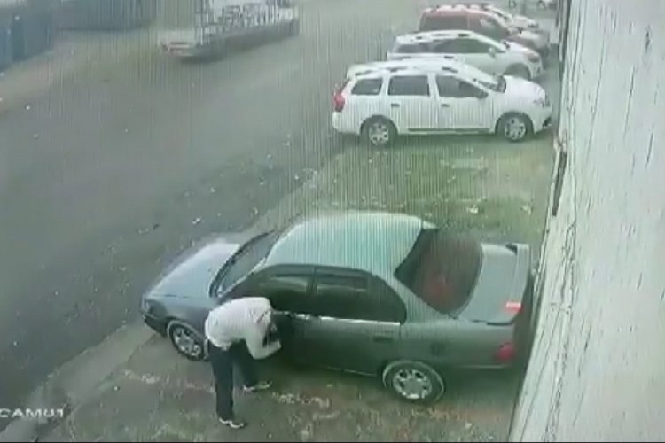 İstanbul'da kamyon şof&ouml;r&uuml; hırsız kovaladı