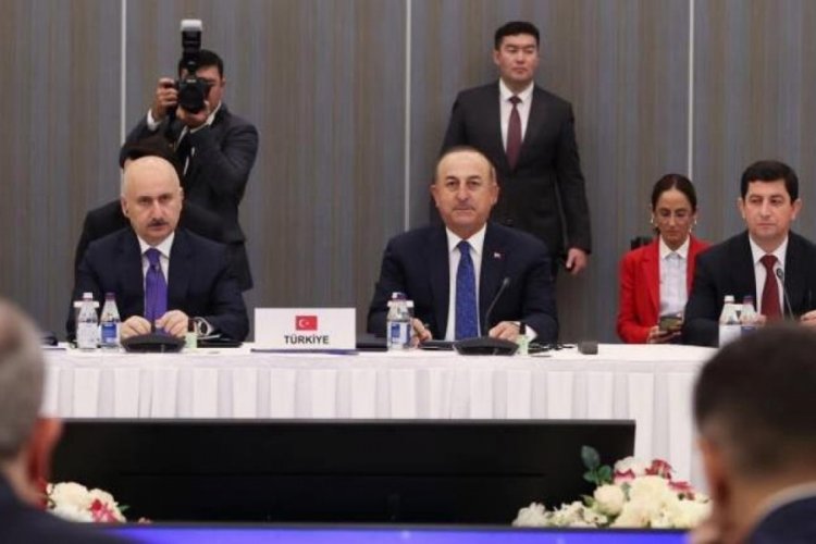 Bakan &Ccedil;avuşoğlu: Ticari ve ekonomik etkileşimi sağlayan bir konuma sahibiz