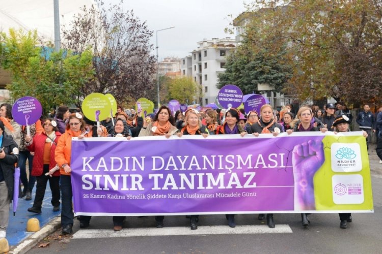 Bursa Nilüfer'de kadınlar, kadına yönelik şiddeti dile getirdiler 