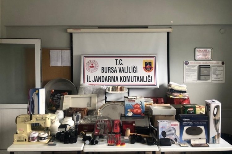 Bursa'da 71 ayrı su&ccedil;tan kaydı bulunan hırsız yakalandı