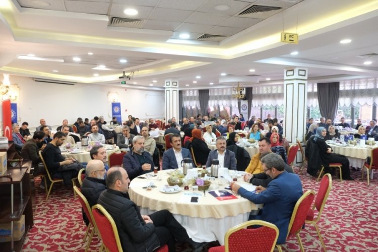 Bursa'da Eğitim-Bir-Sen yeni dönemin ilk divan toplantısını gerçekleştirdi  