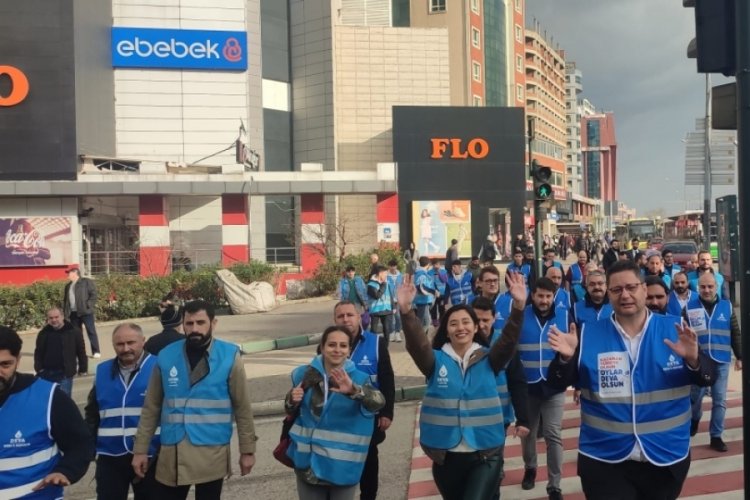 Bursa'da Deva Partililer Mavi yelekliler vatandaşla buluştu
