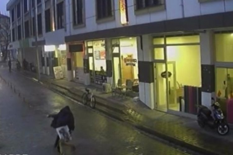 Sakarya'da okuldan d&ouml;nen &ccedil;ocuğa sokak k&ouml;pekleri saldırdı