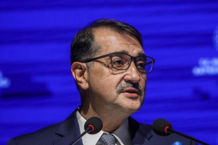 Bakan D&ouml;nmez a&ccedil;ıkladı: Endonezya ve Malezya gazı &uuml;lkemize g&ouml;nderebilir
