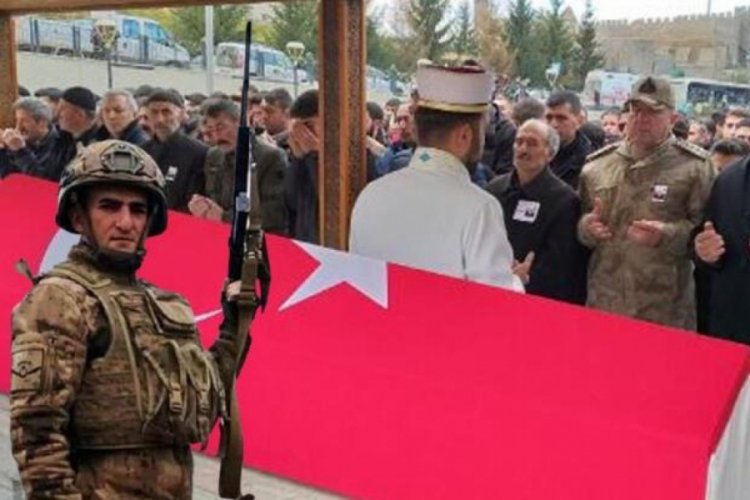 Kazada yaşamını yitiren uzman onbaşı toprağa verildi