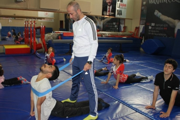 Kas erimesine cimnastikle 'dur' dedi