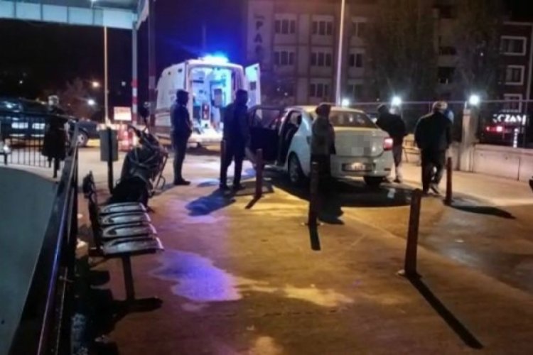 İzmir'de yaşlı kadın &ccedil;&ouml;ken duvarın altında kaldı