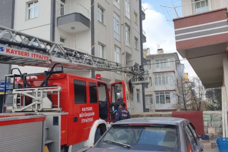 Kayseri'de bir kişi balkonda asılmış halde bulundu