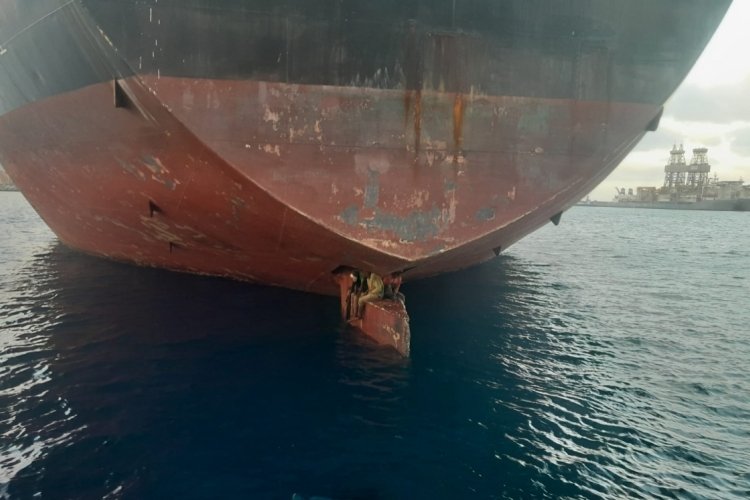 İspanya'da 3 m&uuml;lteci geminin d&uuml;meninde 11 g&uuml;n seyahat etti