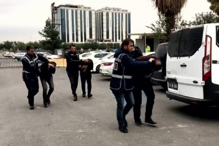 Şanlıurfa'da polisleri silahla yaralayan zanlılar adliyede