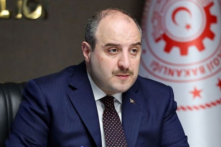Bakan Varank: Belki de bundan sonra savaşları başlatacak ilk kurşun dijital ortamdan sıkılacak
