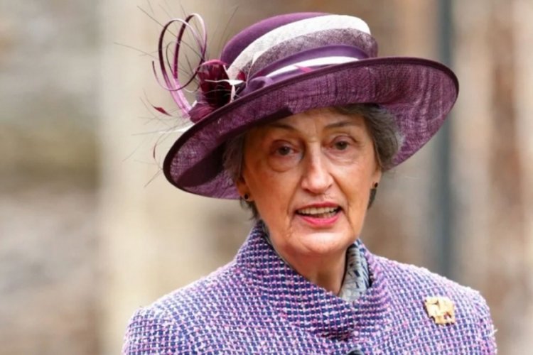 İngiltere'de Buckingham Sarayı'nda "ırk&ccedil;ılık" &ccedil;atlağı