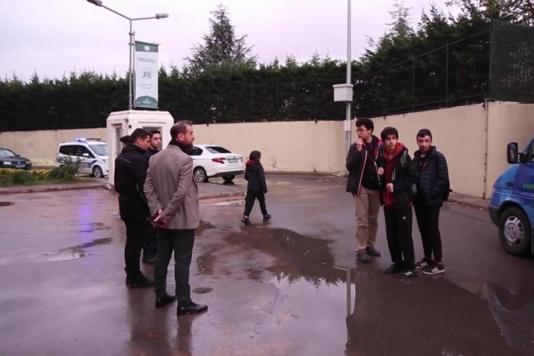 İstanbul'da &ccedil;orba dağıtımına kantinciler ve okul y&ouml;netiminden m&uuml;dahale