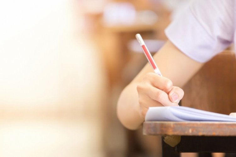 D&uuml;zce'de sınavlar bir hafta ertelendi