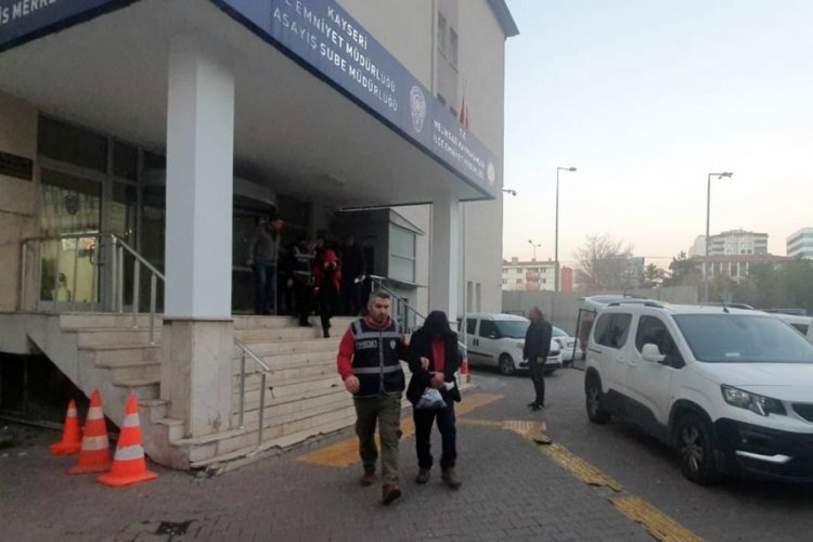 Kayseri'de aranan hırsızlara operasyon