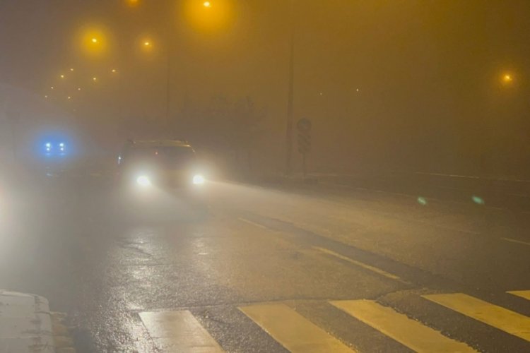 D&uuml;zce, Bolu ve Bartın'da sis etkili oluyor