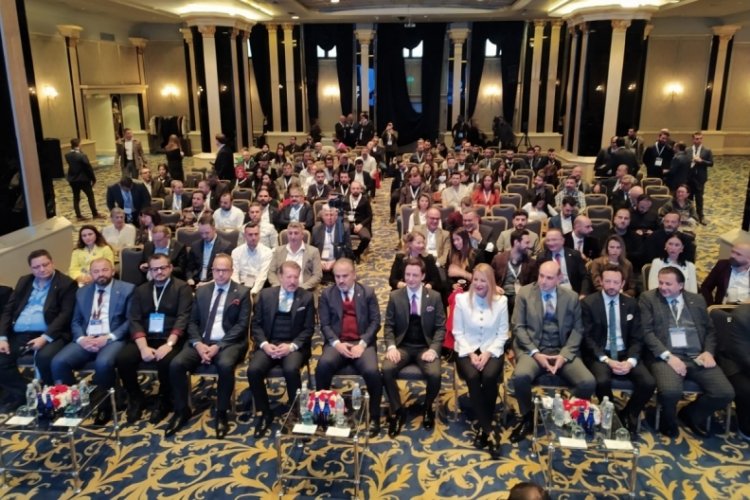 Bursa'da Teknoloji Zirvesi başladı&nbsp;