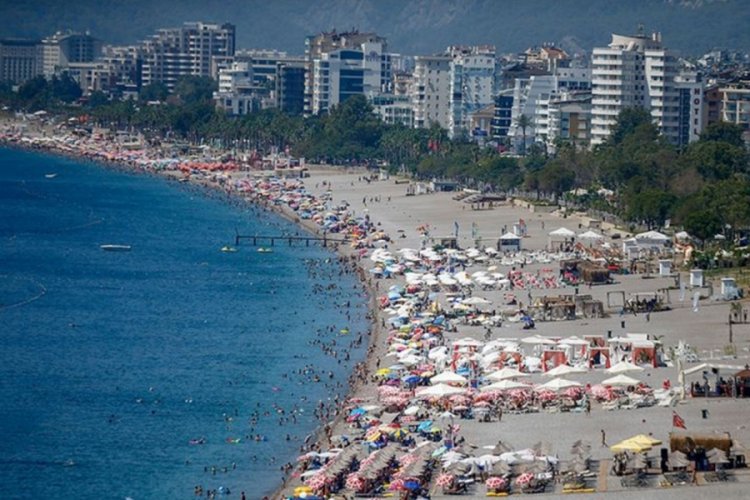 Antalya'ya 13 milyon turist geldi