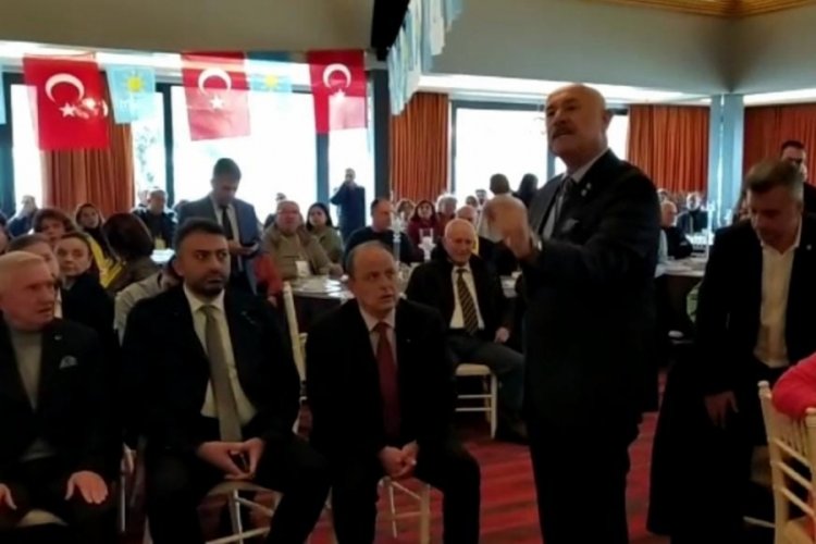 İYİ Parti Nil&uuml;fer Kongresi'nde Atat&uuml;rk tepkisi