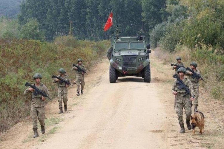 MSB: Yunanistan sınırında 12 kişi yakalandı