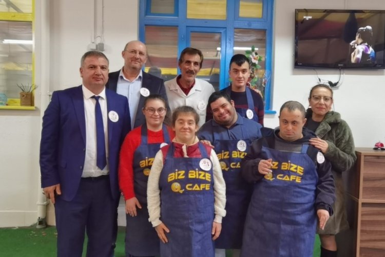 Bursa'da &ouml;zel &ccedil;ocuklar i&ccedil;in "biz bize cafe"