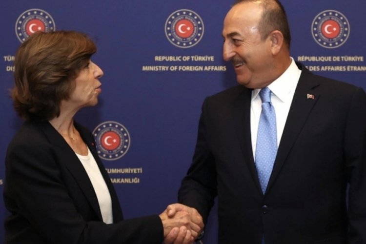 Mevl&uuml;t &Ccedil;avuşoğlu, Fransız mevkidaşı Colonna ile g&ouml;r&uuml;şt&uuml;