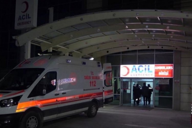 Gaziantep'te babasının kullandığı otomobilin altında kalan &ccedil;ocuk hayatını kaybetti