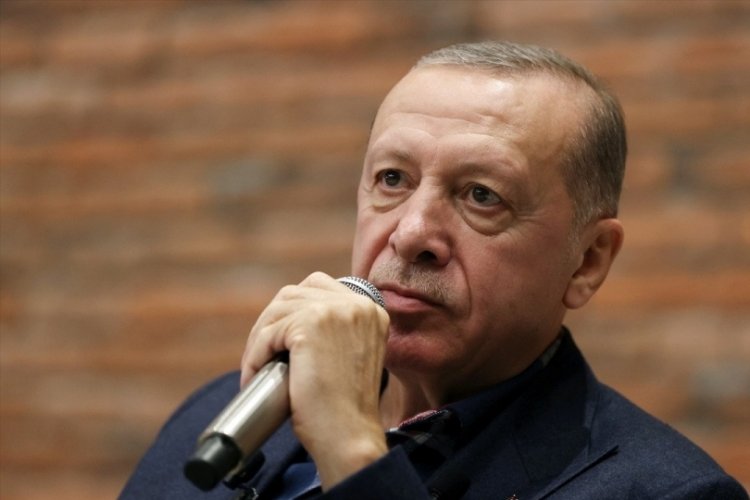 Cumhurbaşkanı Erdoğan &uuml;niversiteli gen&ccedil;lere m&uuml;jdeyi verdi