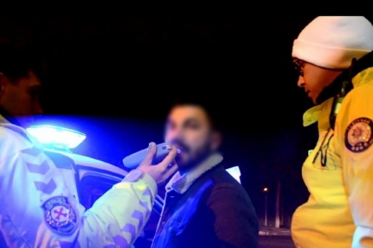 Tekirdağ'da alkoll&uuml; s&uuml;r&uuml;c&uuml;den ilgin&ccedil; savunma: Polis aracını servis aracı sandım