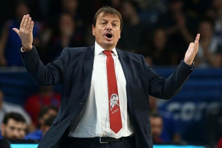 Ergin Ataman'dan &ccedil;arpıcı s&ouml;zler: Anadolu Efes formasını artık giyemeyecekler