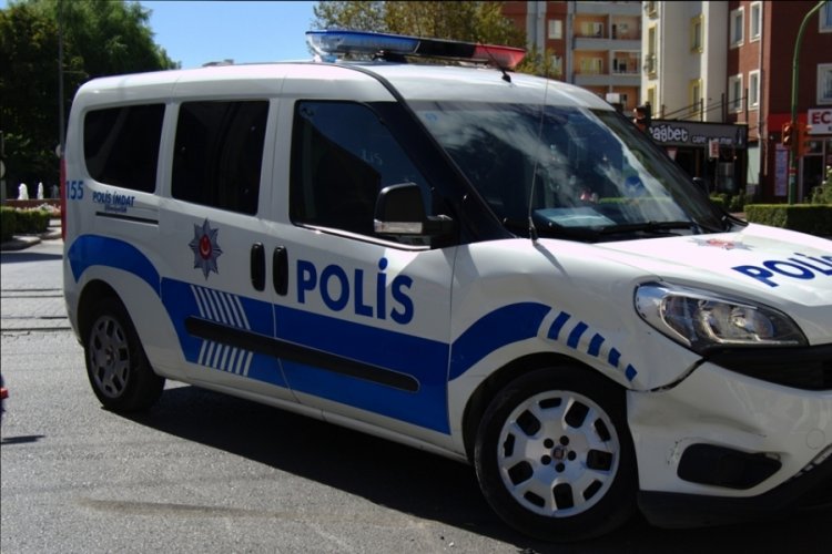 Erzurum'da okulda bı&ccedil;aklı kavga eden iki &ouml;ğretmen g&ouml;revden uzaklaştırıldı