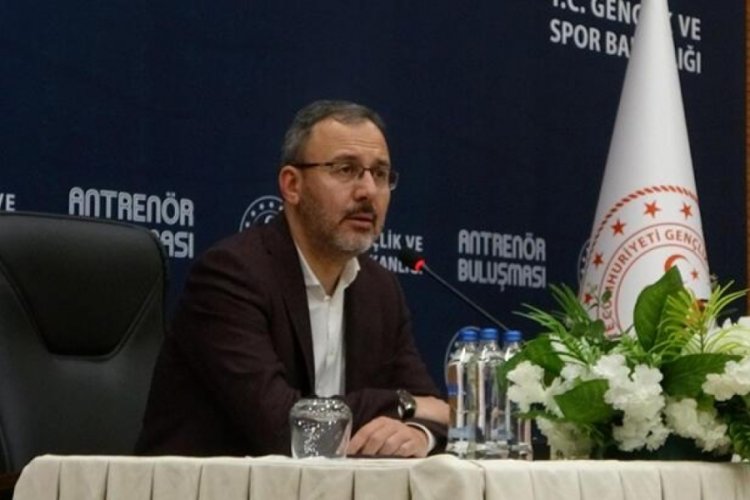 Bakan Kasapoğlu: G&ouml;n&uuml;ll&uuml;l&uuml;k, insanlıkla yaşıt bir değer