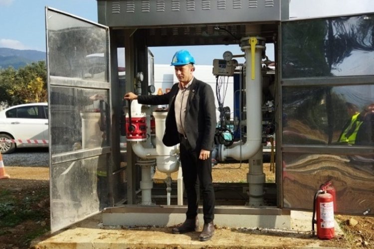 Bursa'da Orhangazi'nin en b&uuml;y&uuml;k mahallesi doğalgaza kavuştu