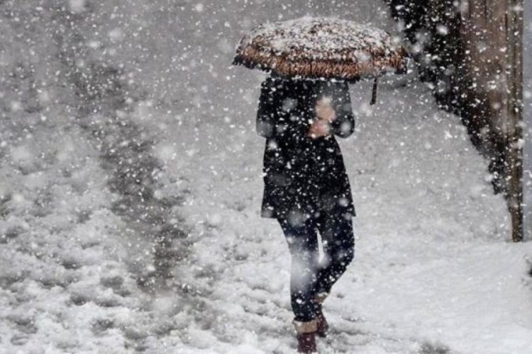 Ardahan'da kar ve soğuk hava hayatı olumsuz etkiliyor