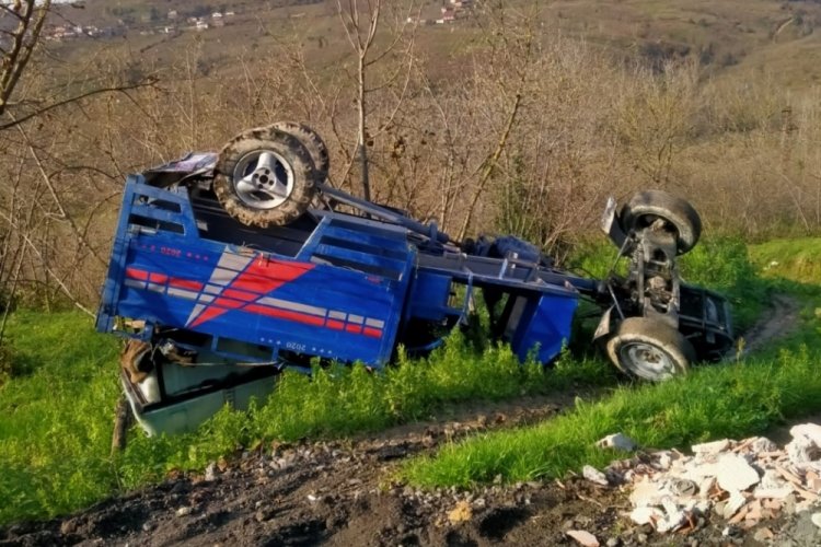 Zongul Alaplı'da patpat devrildi