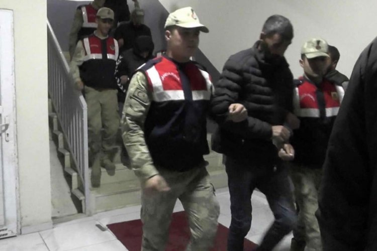 Muş'ta hayvana eziyet eden 3 şahıstan biri tutuklandı