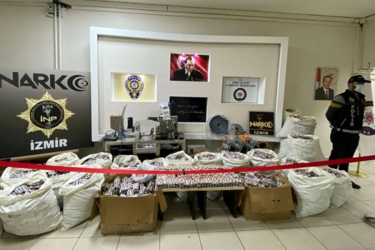 İzmir merkezli sentetik ecza operasyonu! 5 kişi tutuklandı
